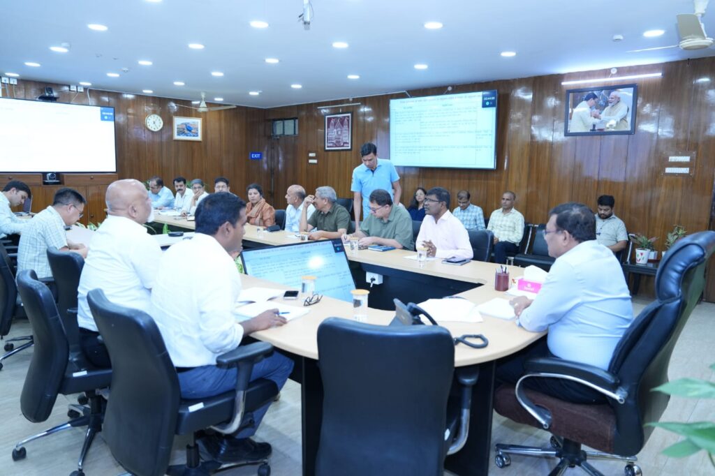 मुख्य सचिव आनंद बर्द्धन के निर्देश, फेस रेकग्निशन सिस्टम से हो टेक होम राशन का 100% वितरण