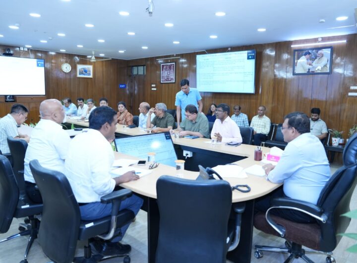 मुख्य सचिव आनंद बर्द्धन के निर्देश, फेस रेकग्निशन सिस्टम से हो टेक होम राशन का 100% वितरण