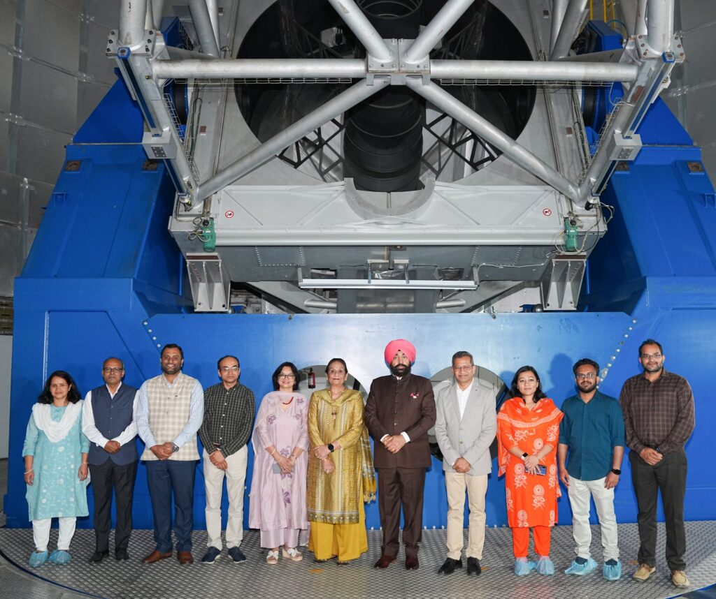देवस्थल स्थित ARIES में राज्यपाल गुरमीत सिंह ने युवा शोधकर्ताओं को किया सम्मानित