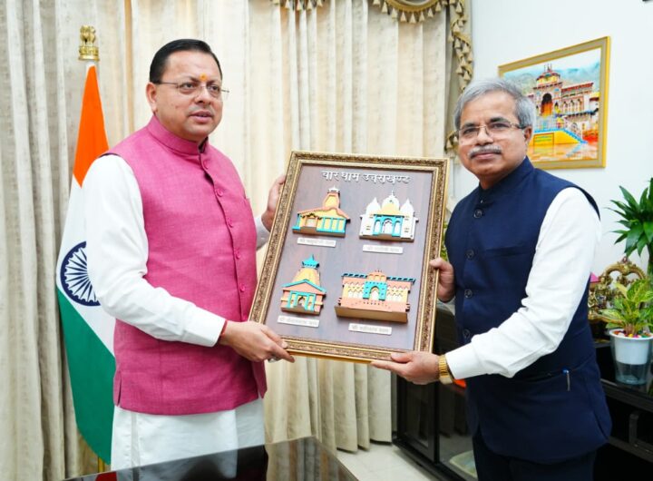 रेलवे बोर्ड चेयरमैन से मिले मुख्यमंत्री धामी, उत्तराखंड की रेल परियोजनाओं पर चर्चा